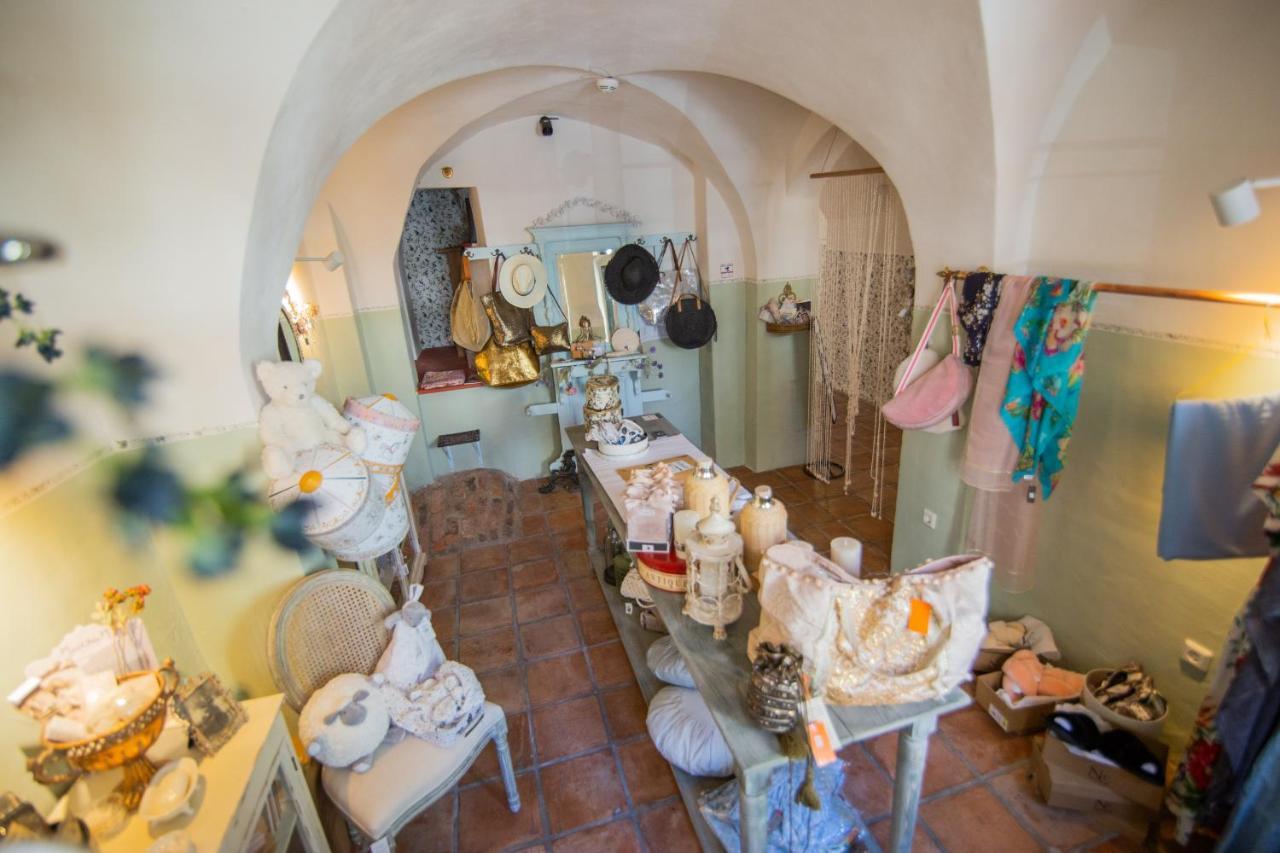 Apartone Altstadt-hotel 3*